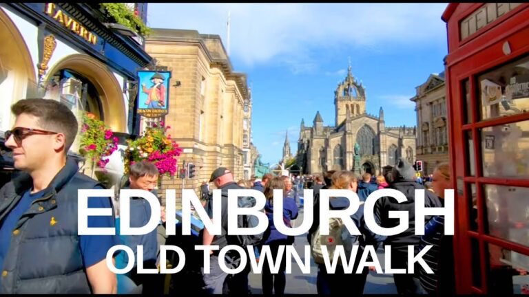 Edinburgh’s Royal Mile – Castle to High Street 4K Walking Tour